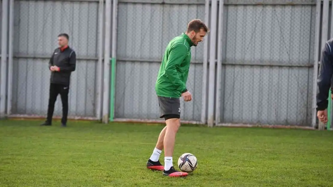 Bursaspor'da Ali Aköz yönetiminde Ümraniyespor maçı hazırlıkları sürdü