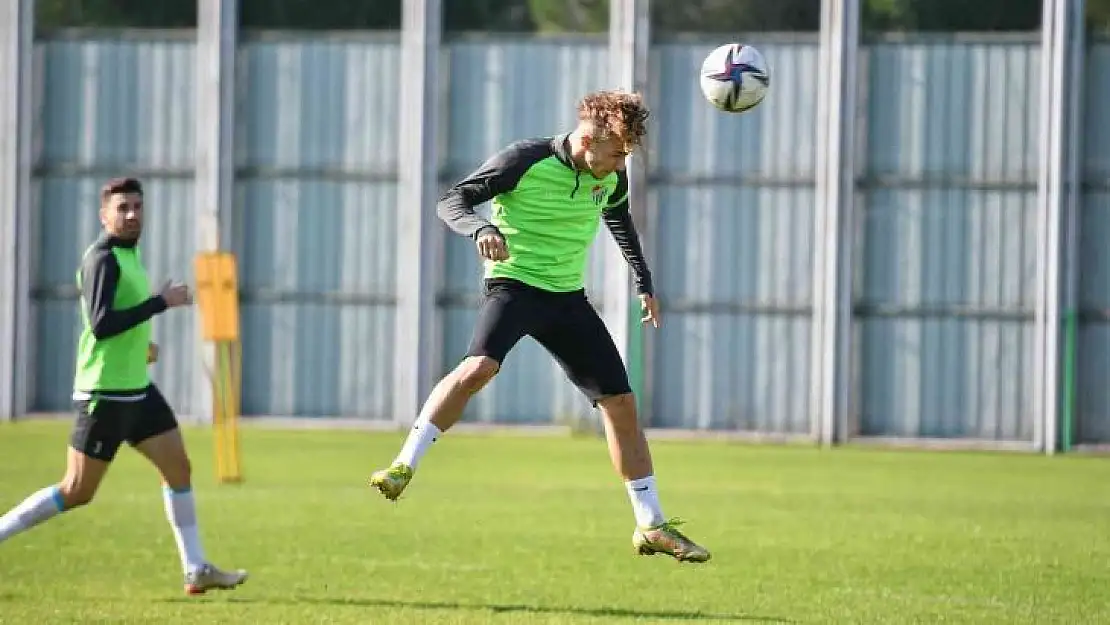Bursaspor'da Gençlerbirliği maçı hazırlıkları tamamlandı