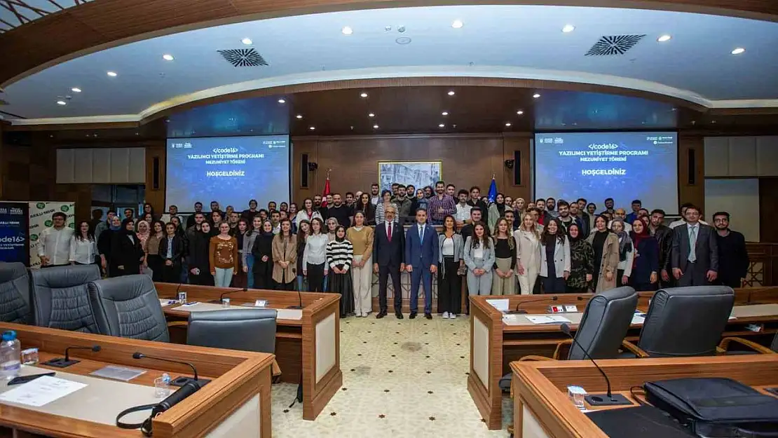 Büyükşehir Akıllı Şehir Akademisi'nde final heyecanı