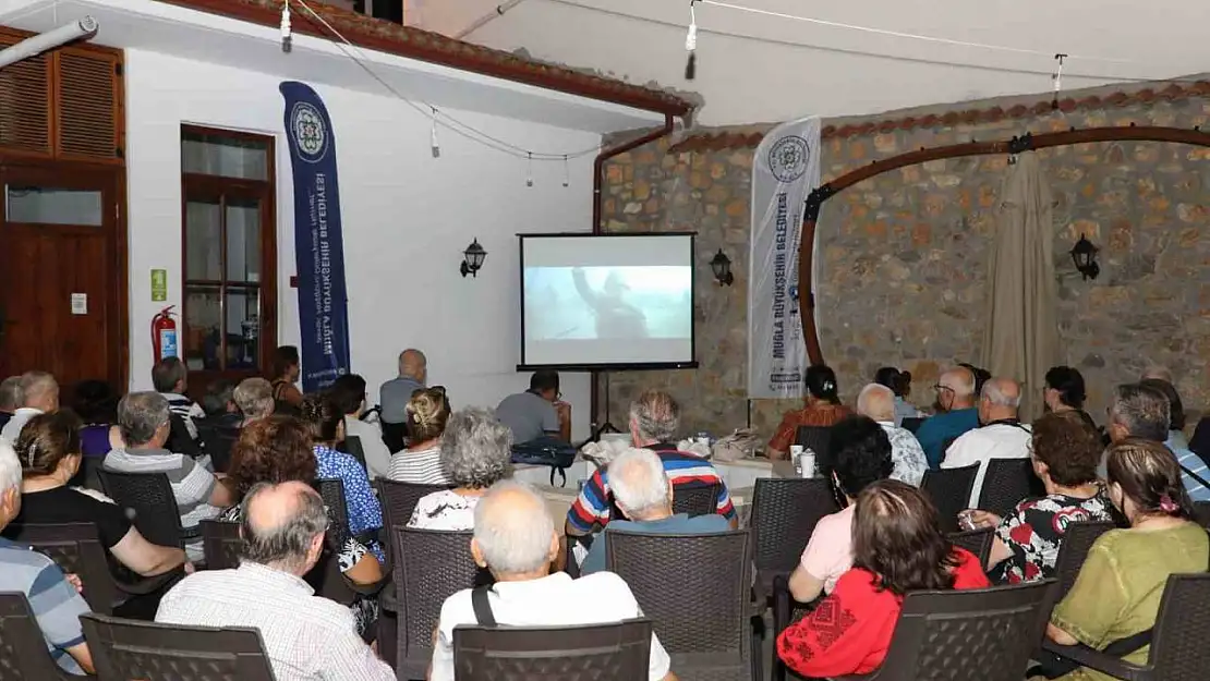 Büyükşehir Belediyesi 100 Yaş Evinde yazlık sinema günleri