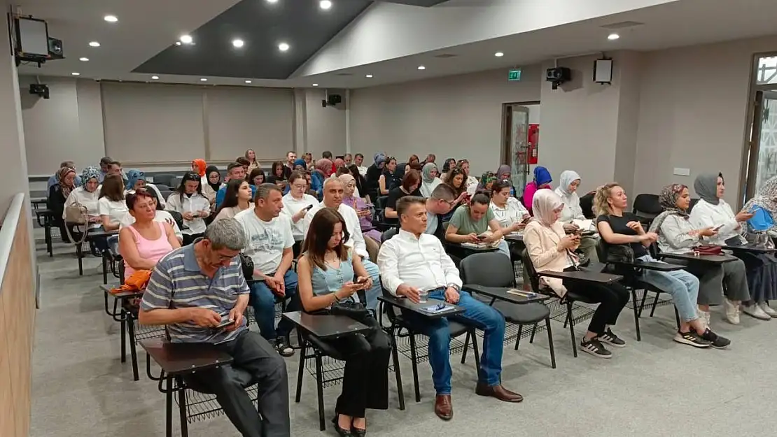 Büyükşehir'den muhtarlara personel desteği