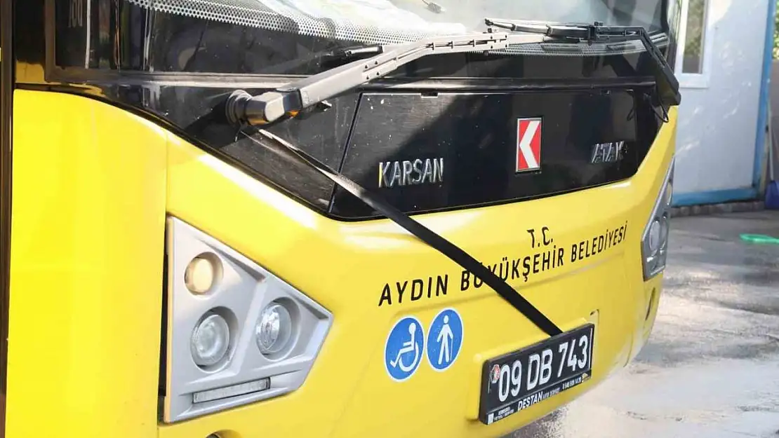 Büyükşehir ulaşım araçlarına siyah kurdele astı