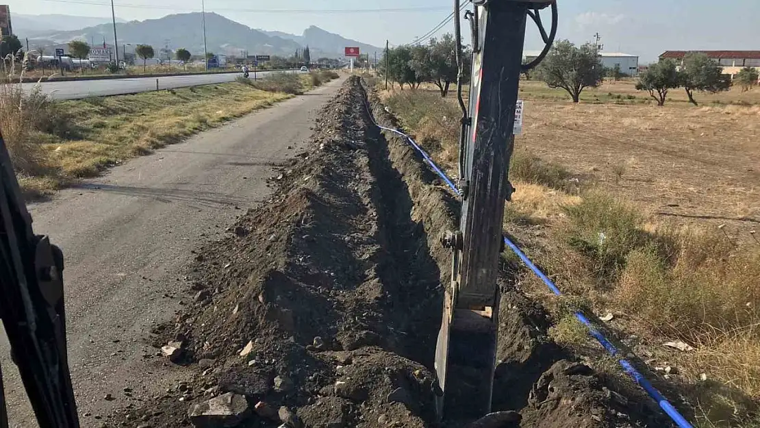 Caferbey Mahallesi'nin içme suyu hattı yenilendi