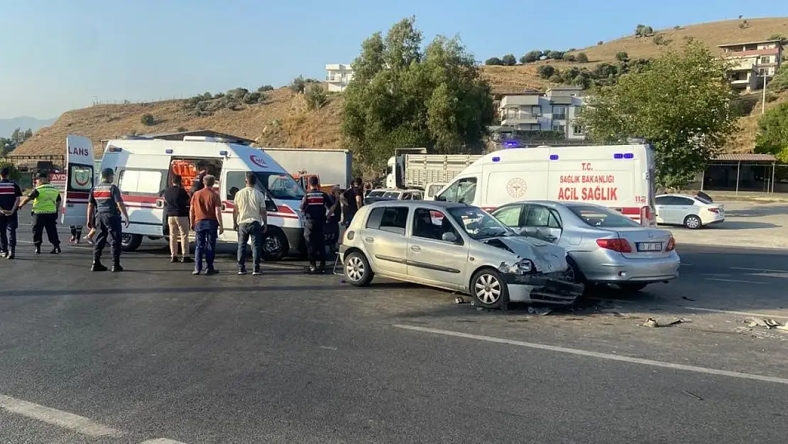 Çakırbeyli Kavşağı'nda kaza 3 yaralı
