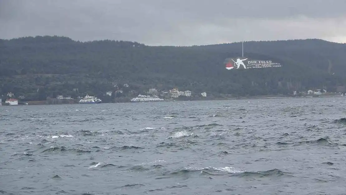 Çanakkale Boğazı 10 knot altındaki tüm gemiler için transit geçişlere kapatıldı