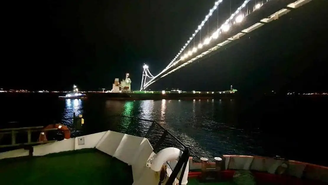 Çanakkale Boğazı'nda arızalanan gemi Şevketiye açıklarına demirletildi