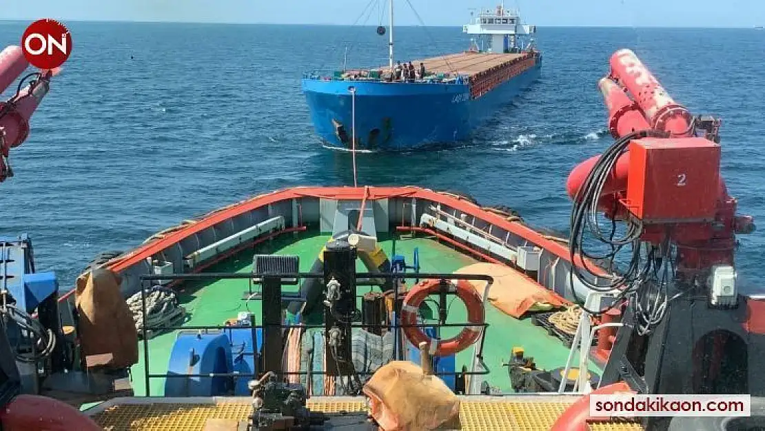 Çanakkale Boğazı'nda sürüklenen gemi kurtarıldı