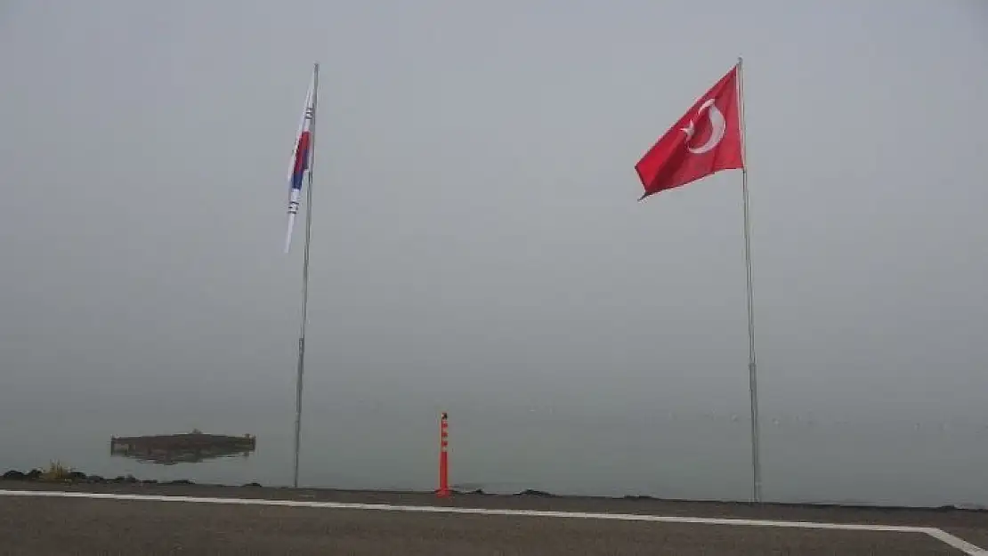 Çanakkale Boğazı yoğun sis nedeniyle trafiğe kapandı