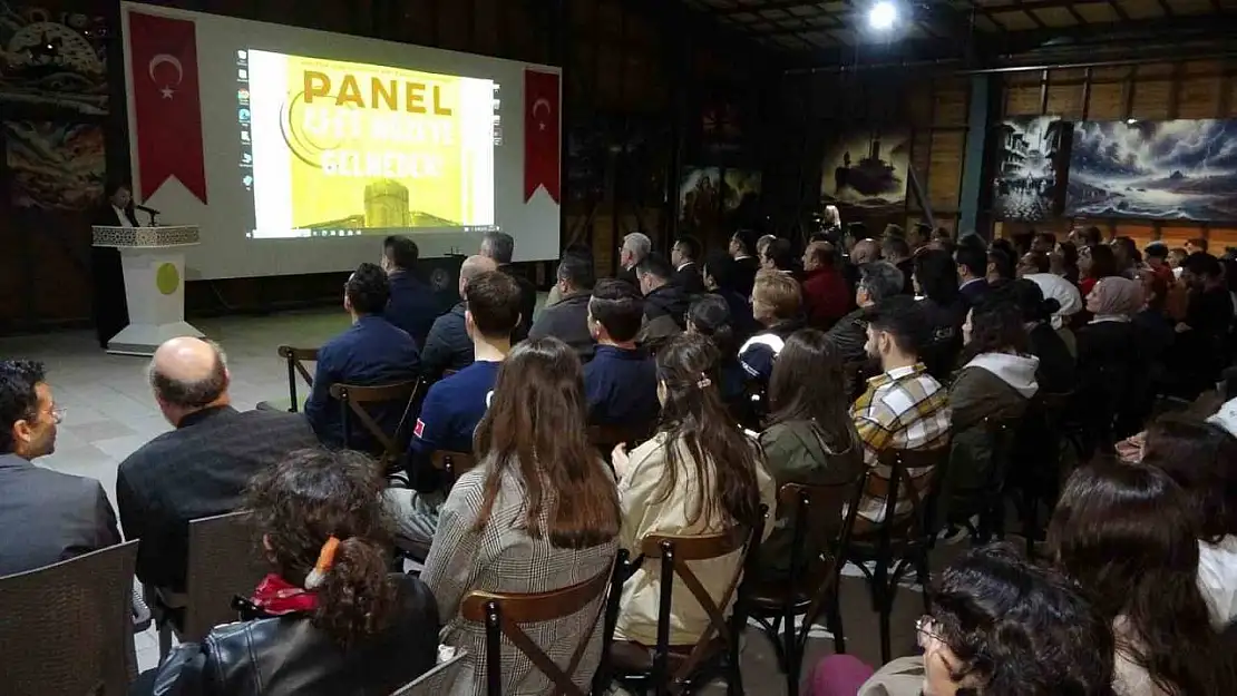 Çanakkale'de 'Afet Müzeye Gelmeden' konulu panel düzenlendi