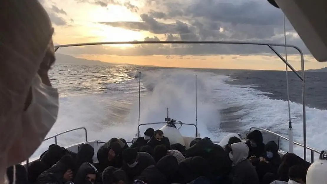 Çanakkale'de 37 düzensiz göçmen yakalandı