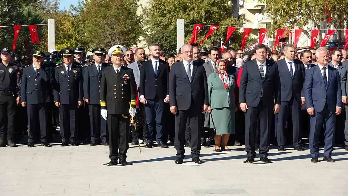 Çanakkale'de Cumhuriyet Bayramı coşkusu yaşanıyor