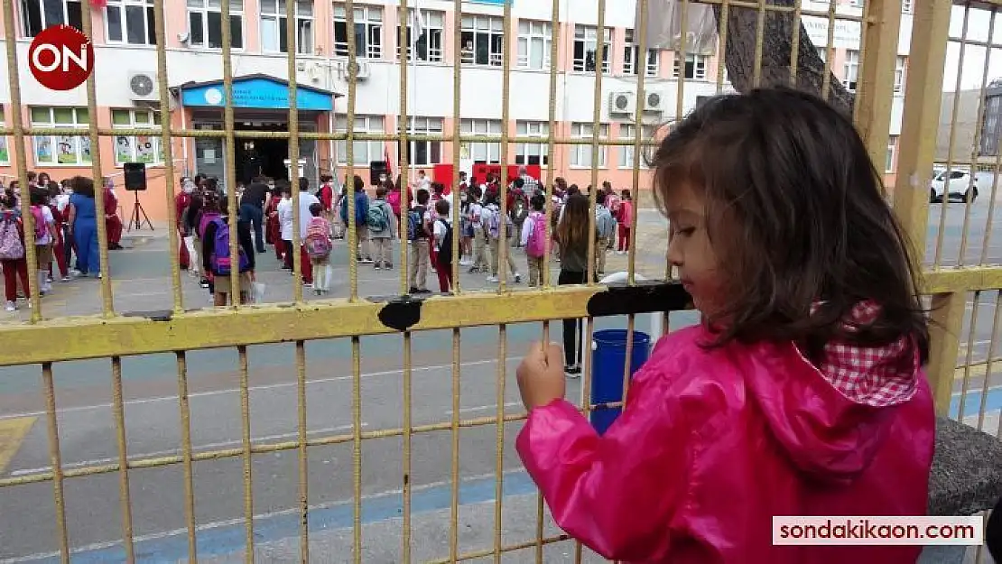 Çanakkale'de öğrenciler yüz yüze eğitime başladı