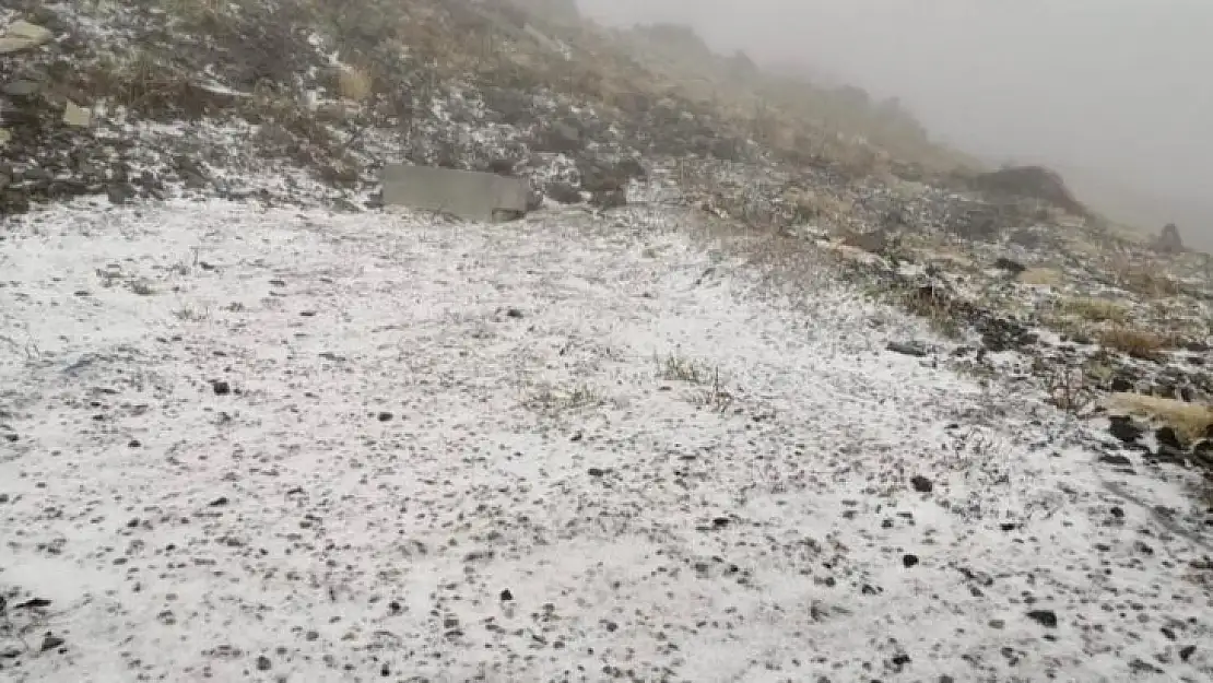 Çanakkale'de yılık ilk karı Kazdağları'na düştü