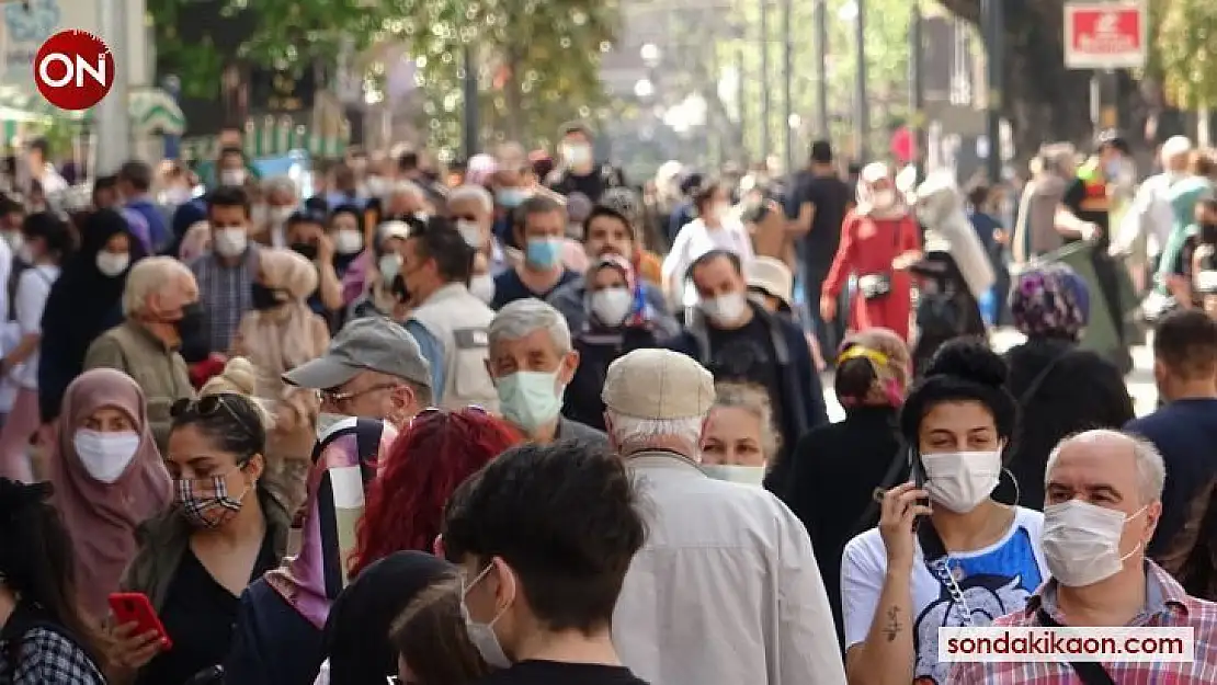 Çarşı ve pazarda bayram havası