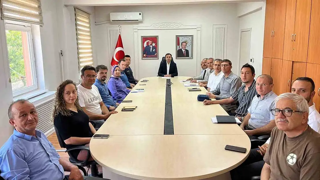 Çavdarhisar'da halk eğitimi faaliyetleri masaya yatırıldı