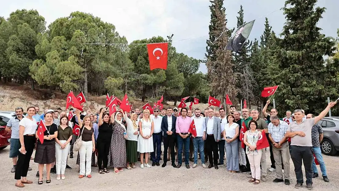 Çavuşoğlu ve Doğan yapılaşmaya tepki gösteren Şemikler sakinlerine destek verdi