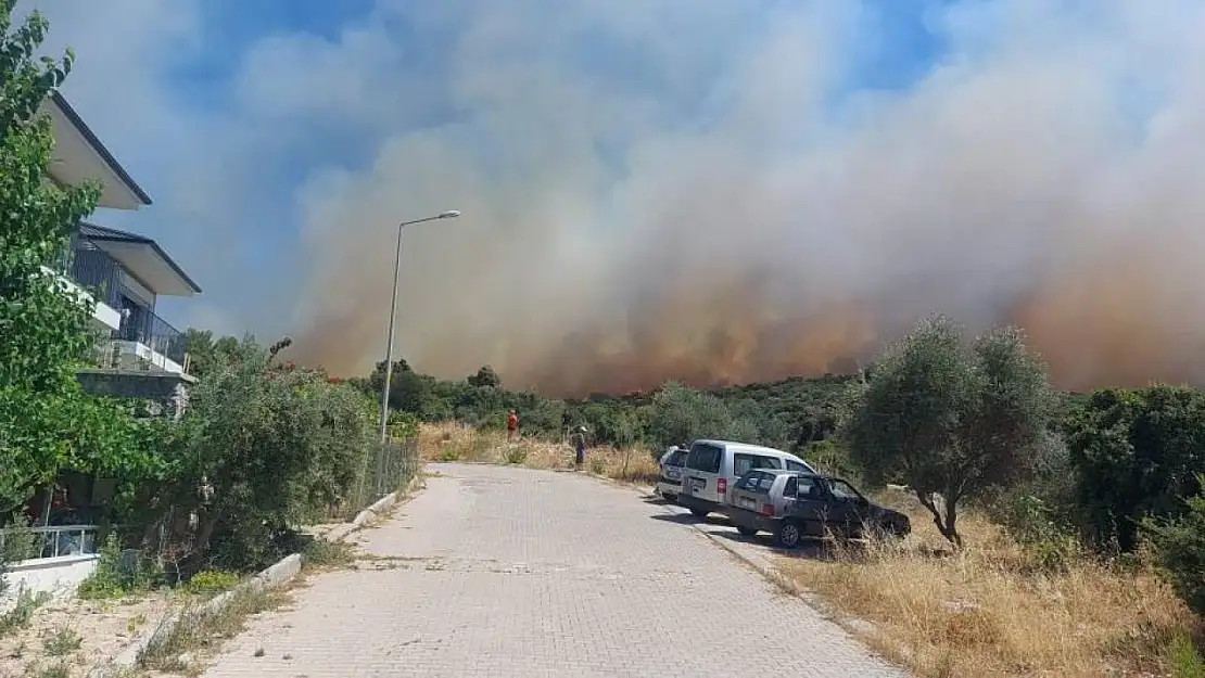 Çeşme'de ormanlık alandaki yangın 10 saat sonra kontrol altında