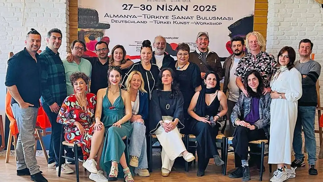Çeşme'de Türk-Alman Sanat Buluşması: '7. Alaçatı Sanat Çalıştayı ve Sergisi' sanatseverlerle buluştu
