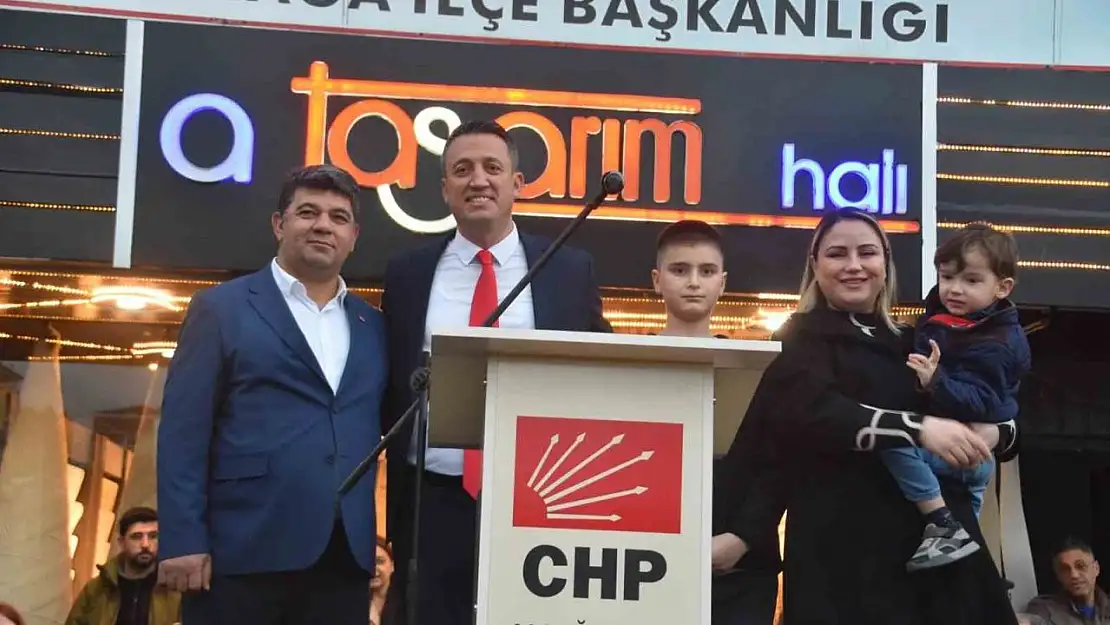 CHP'de Barış Eroğlu'ndan miting gibi adaylık açıklaması