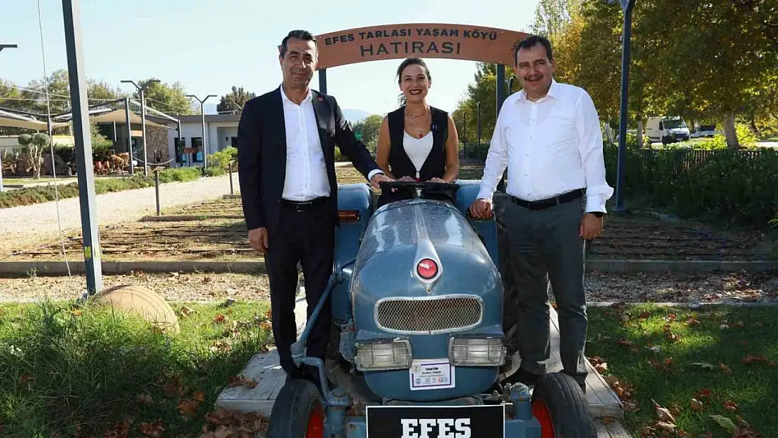 CHP Genel Başkan Yardımcısı Erhan Adem'den Efes Tarlası Yaşam Köyü'ne övgü