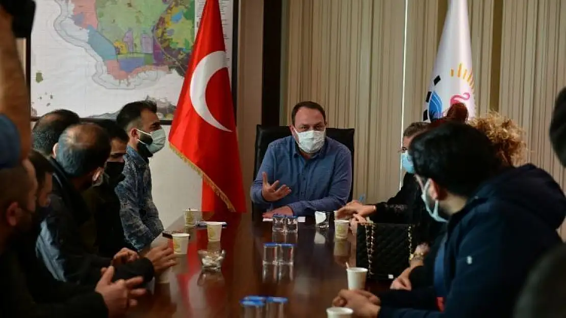 Çiğli Belediyesinden yerel sanatçılara destek