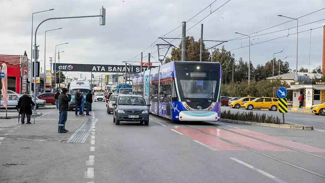 Çiğli ve Karşıyaka tramvay hatlarında aktarmasız ulaşım kolaylığı başlıyor