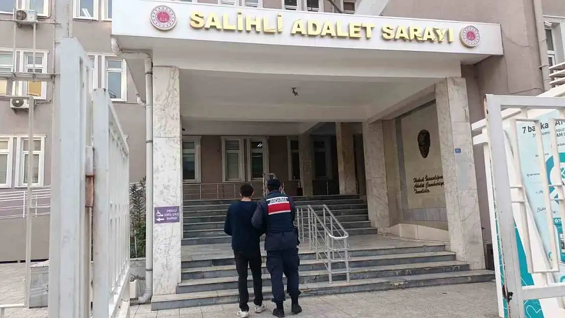 Cinsel istismar suçundan aranıyordu, Manisa'da yakalandı