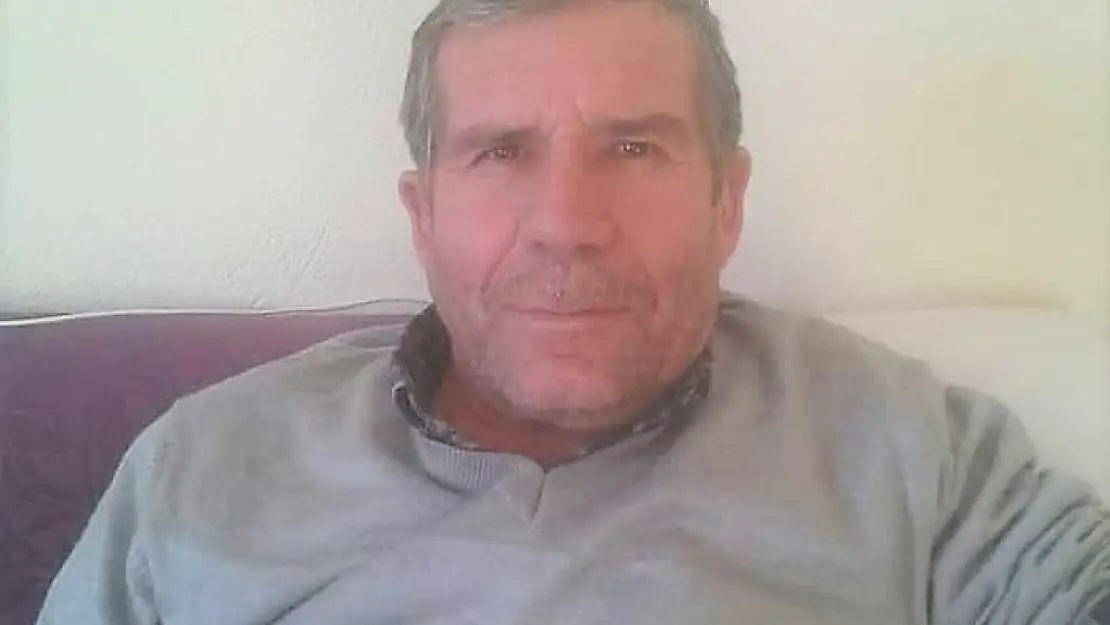 Çivril'de tır ile otomobil çarpıştı: 1ölü, 1 yaralı