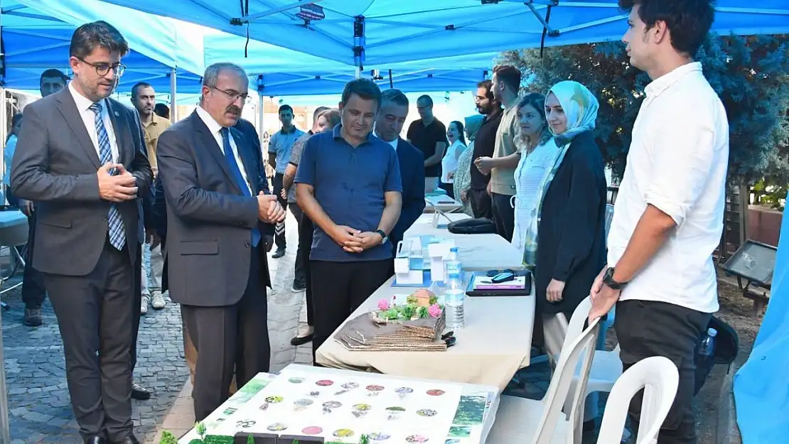 ÇOMÜ Tercih ve Tanıtım Günleri Rektörlük Şehir Ofisinde Gerçekleşti