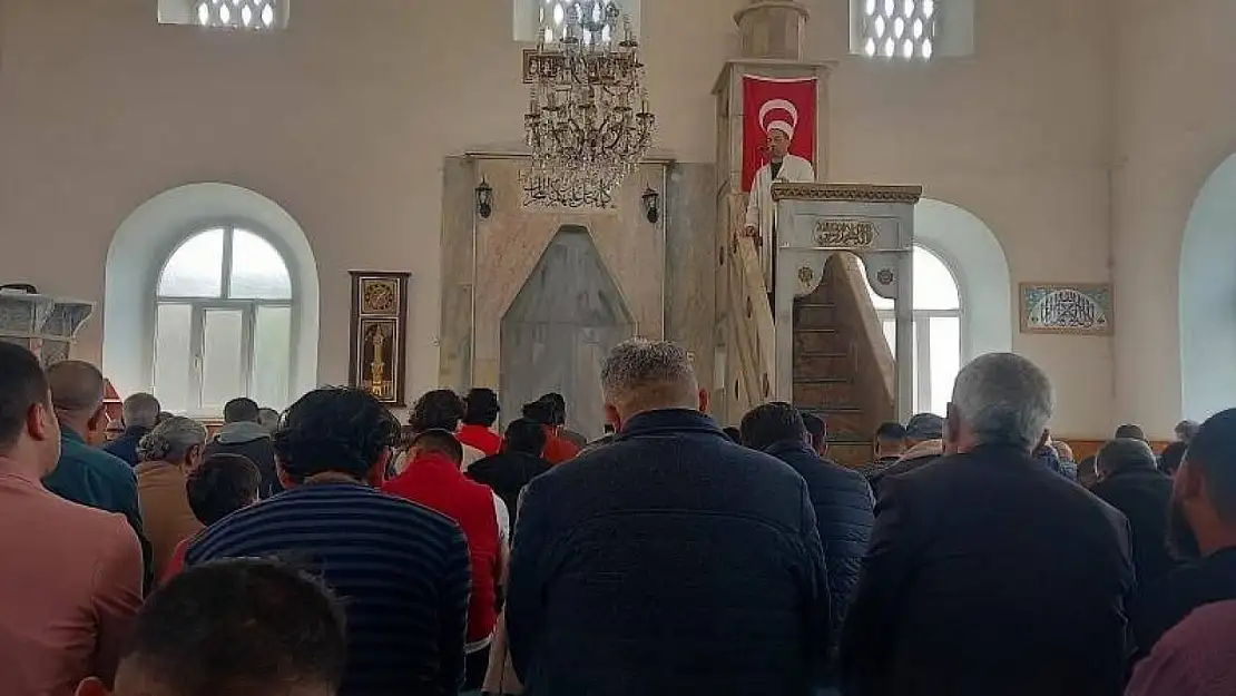 Cuma hutbesinde haya ve mahremiyet vurgusu