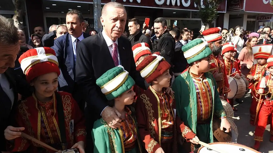 Cumhurbaşkanı Erdoğan Manisa'da