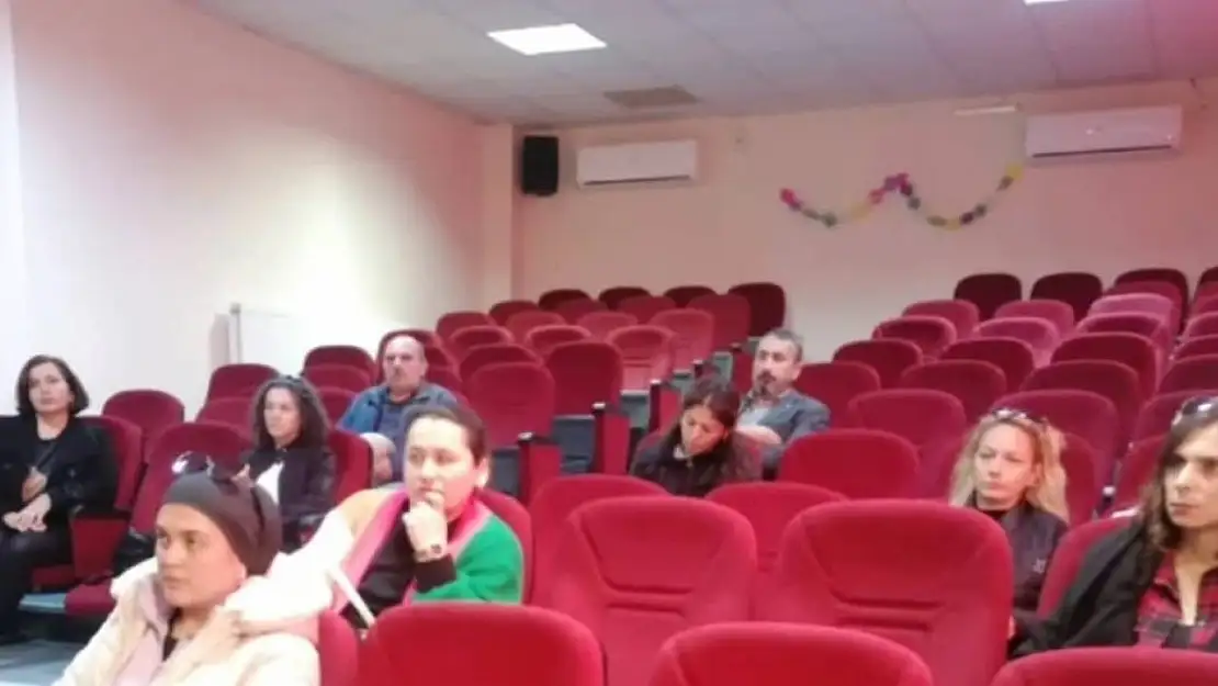 Dalaman'da okul aile birliği başkanlarına eğitim