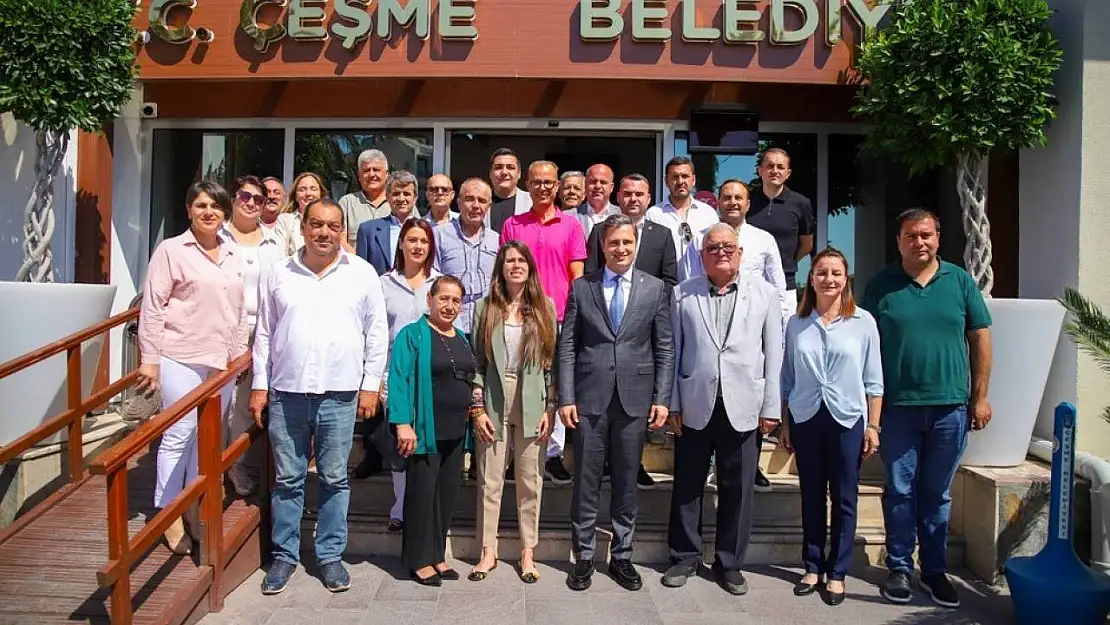Deniz Yücel'den Başkan Denizli'ye: 'Çeşme sizinle daha güze olacak'