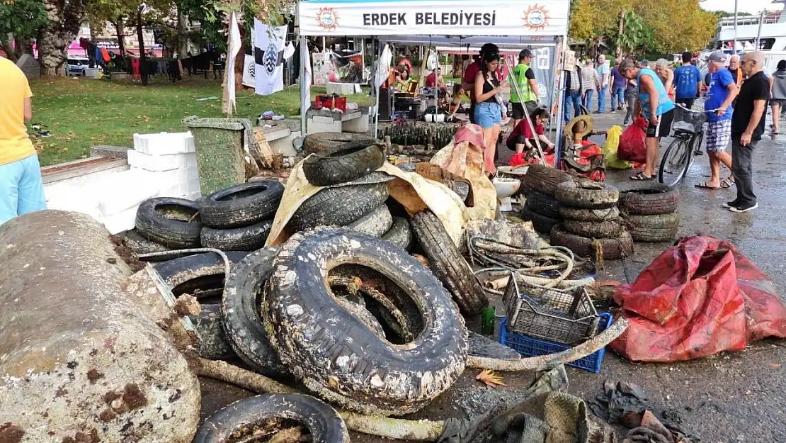 Denizden çıkan lastikler, tamircide bile yok