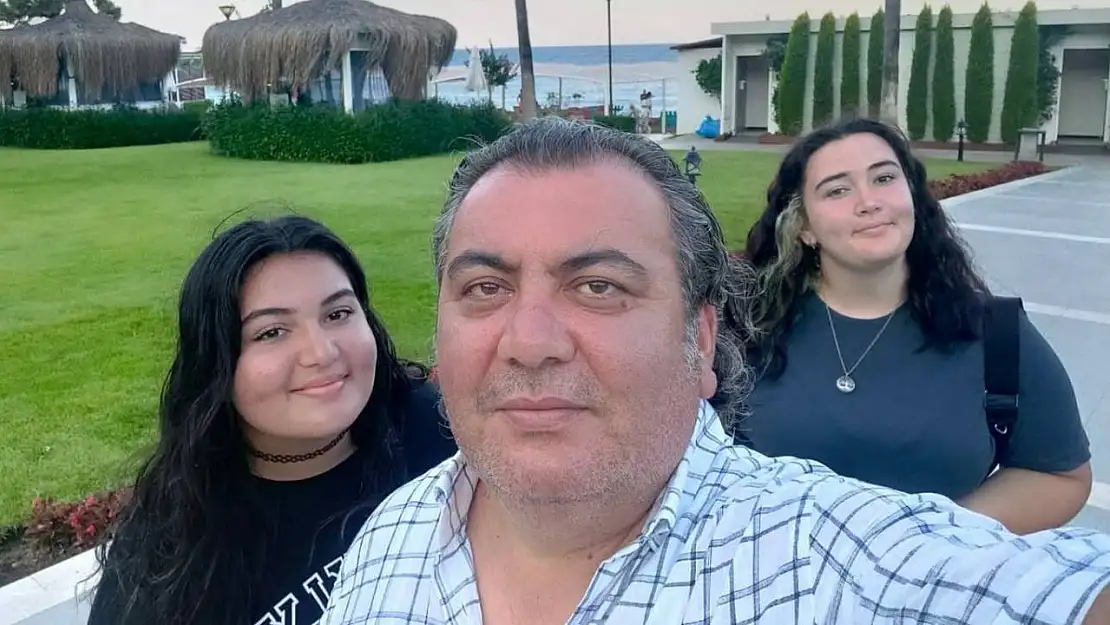 Denizli-Aydın Otoyolunda ters yöne giren otomobil kamyonla çarpıştı: 1 ölü, 3 yaralı