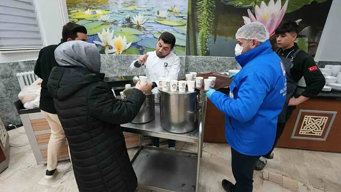 Denizli Büyükşehir Belediyesi mobil ikram araçları hizmete başladı