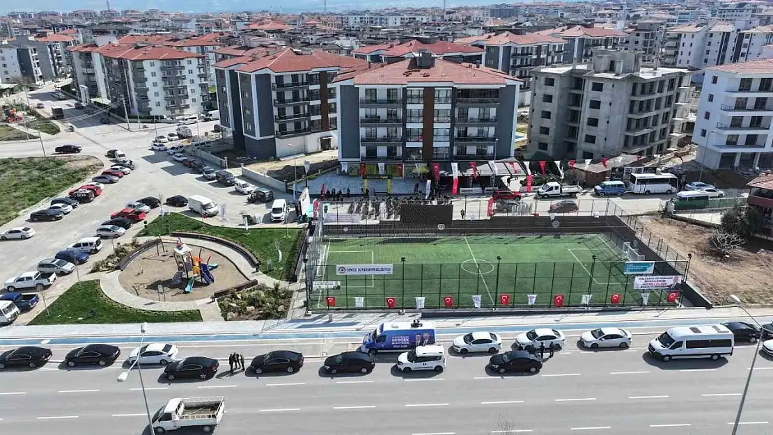 Denizli Büyükşehir Yenişafak'ta 3 parkı hizmete açtı