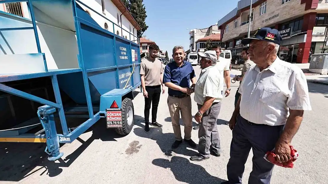 Denizli Büyükşehirden üreticiye ekipman desteği