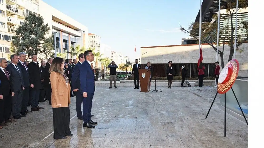 Denizli'de 24 Kasım Öğretmenler Günü törenlerle kutlandı