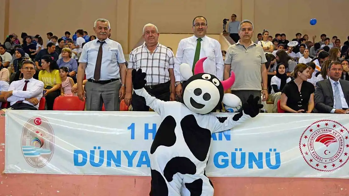 Denizli'de 500 öğrenci süt şenliğinde buluştu