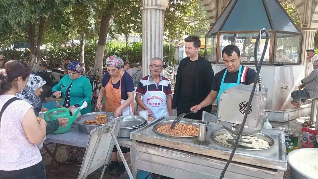 Denizli'de iş adamı Sözkesen vefatının 15. yılında unutulmadı