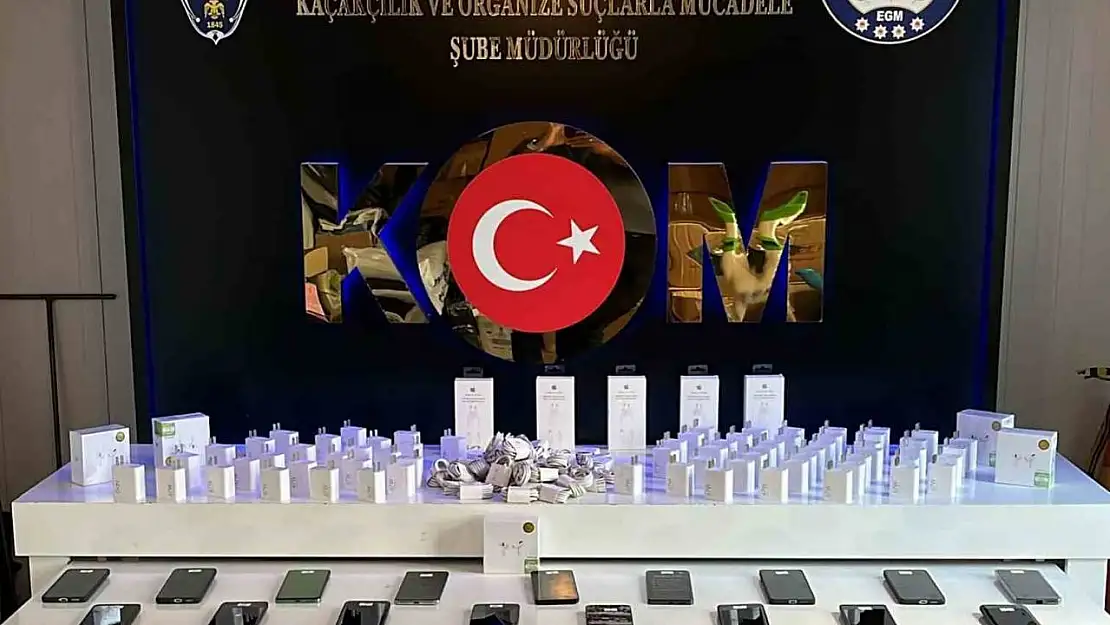 Denizli'de kaçak telefon operasyonu