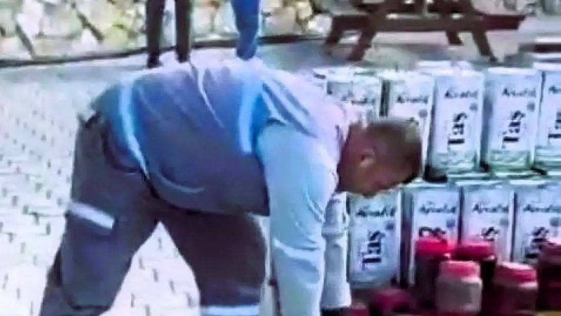 Denizli'de sahte 4 bin 500 litre zeytinyağı ile 980 kilo bal imha edildi