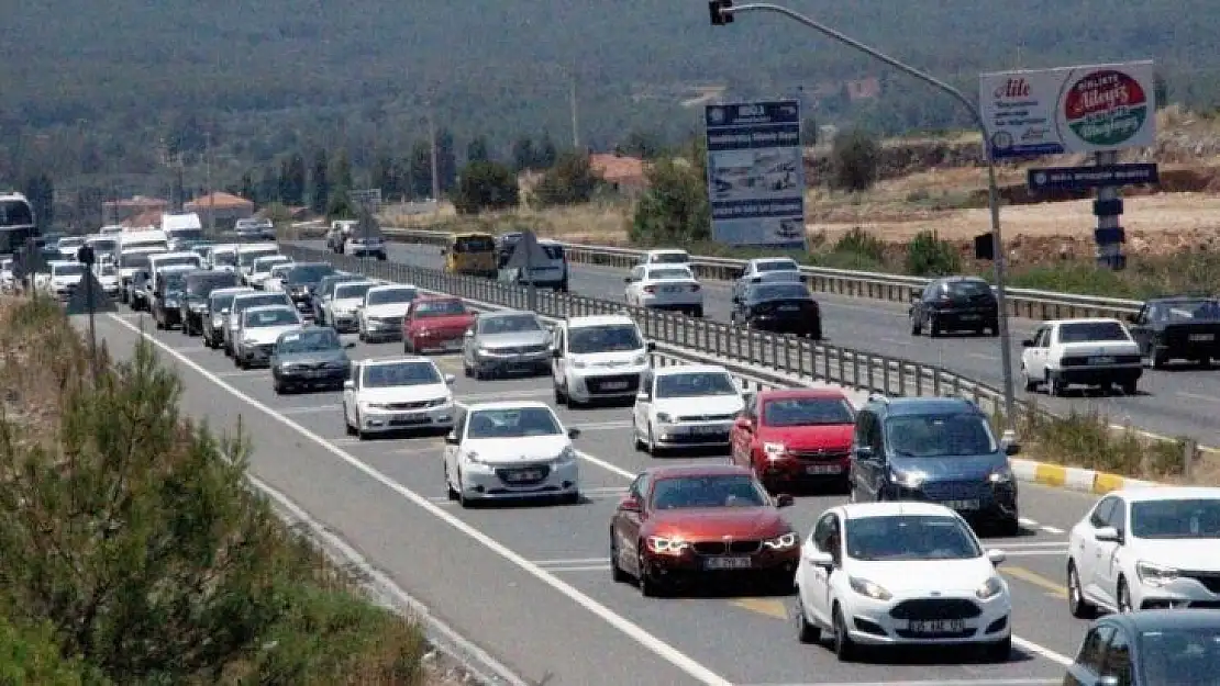 Denizli'de toplam araç sayısı 447 bin 782'ye ulaştı