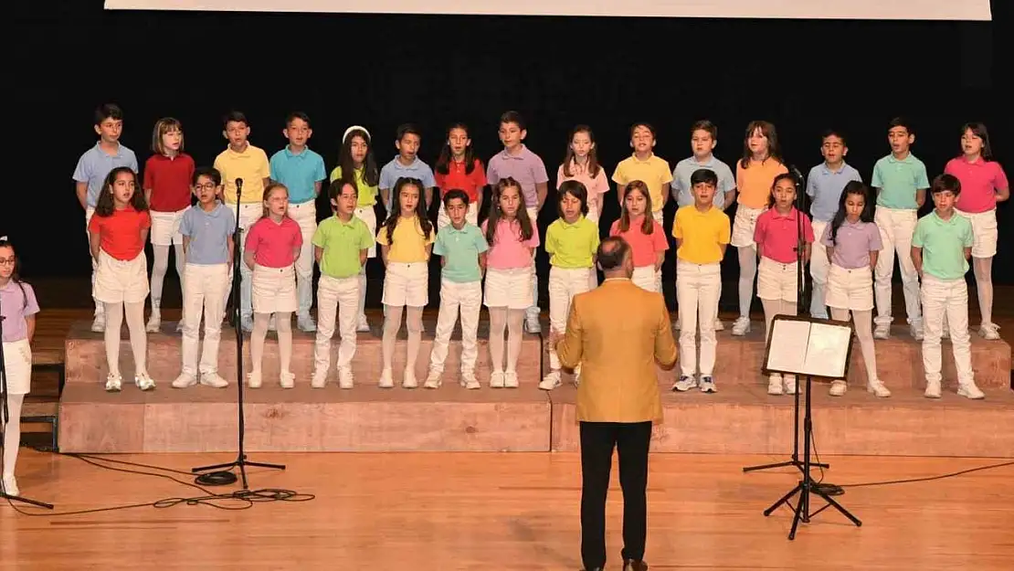 Denizli Okul Koroları Festivali başladı