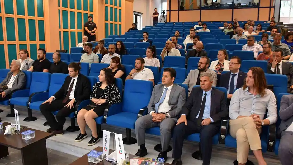 Denizli OSB'de yenilenebilir enerji ve sınırda karbon uygulaması konuşuldu