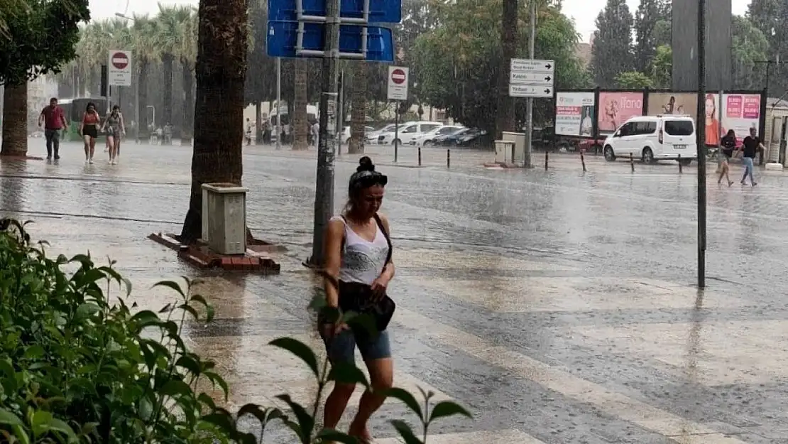 Denizli'ye kuvvetli yağış uyarısı