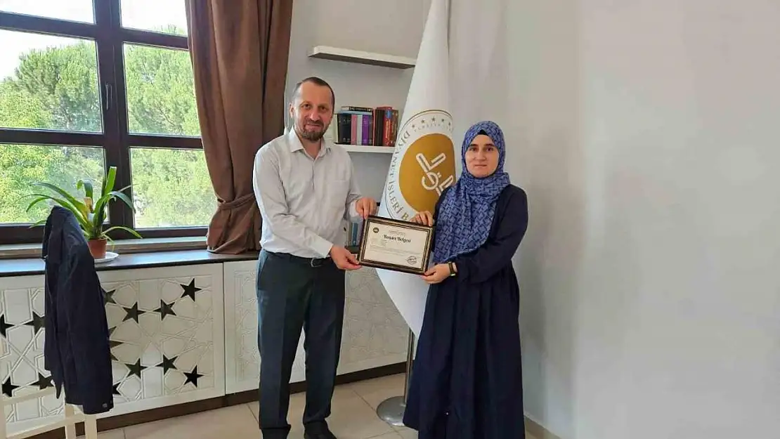 Deprem bölgesinde görev alan Simav Müftülük personeline başarı belgesi