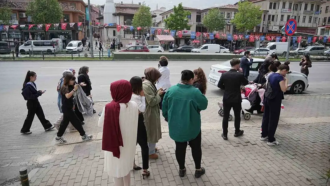 Deprem Bursa ve Yalova'da da yoğun hissedildi