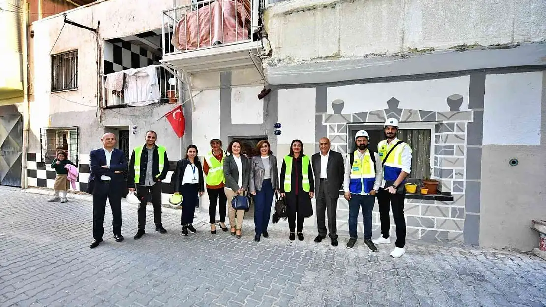 Depremin ikinci yılında Bornova'da 62 bin binaya inceleme